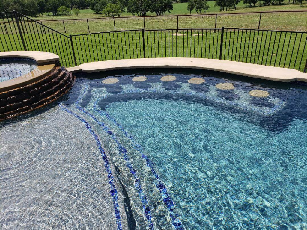 Custom pool by Renaissance Pools serving Cedar Park, TX