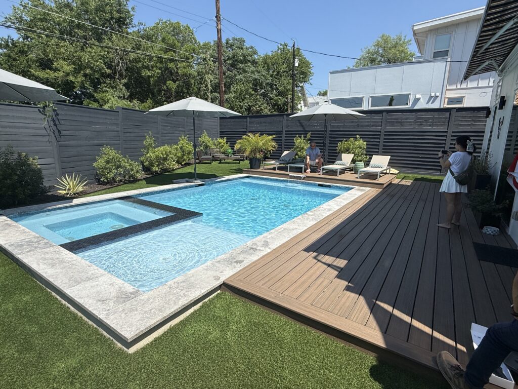 New gunite pool and spa installation in Austin, TX by Renaissance Pools