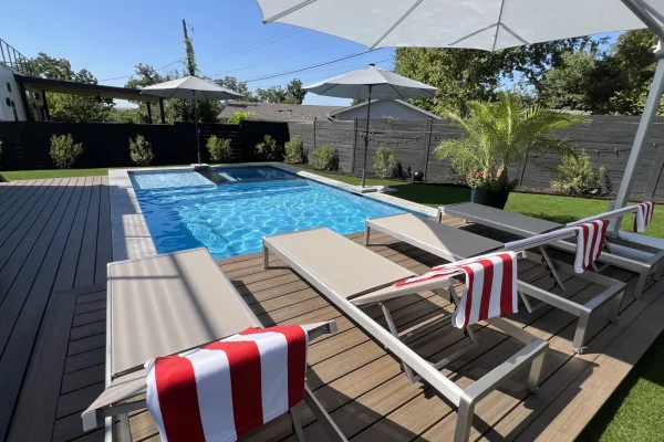 Custom pool built by Renaissance Pools in Austin, TX
